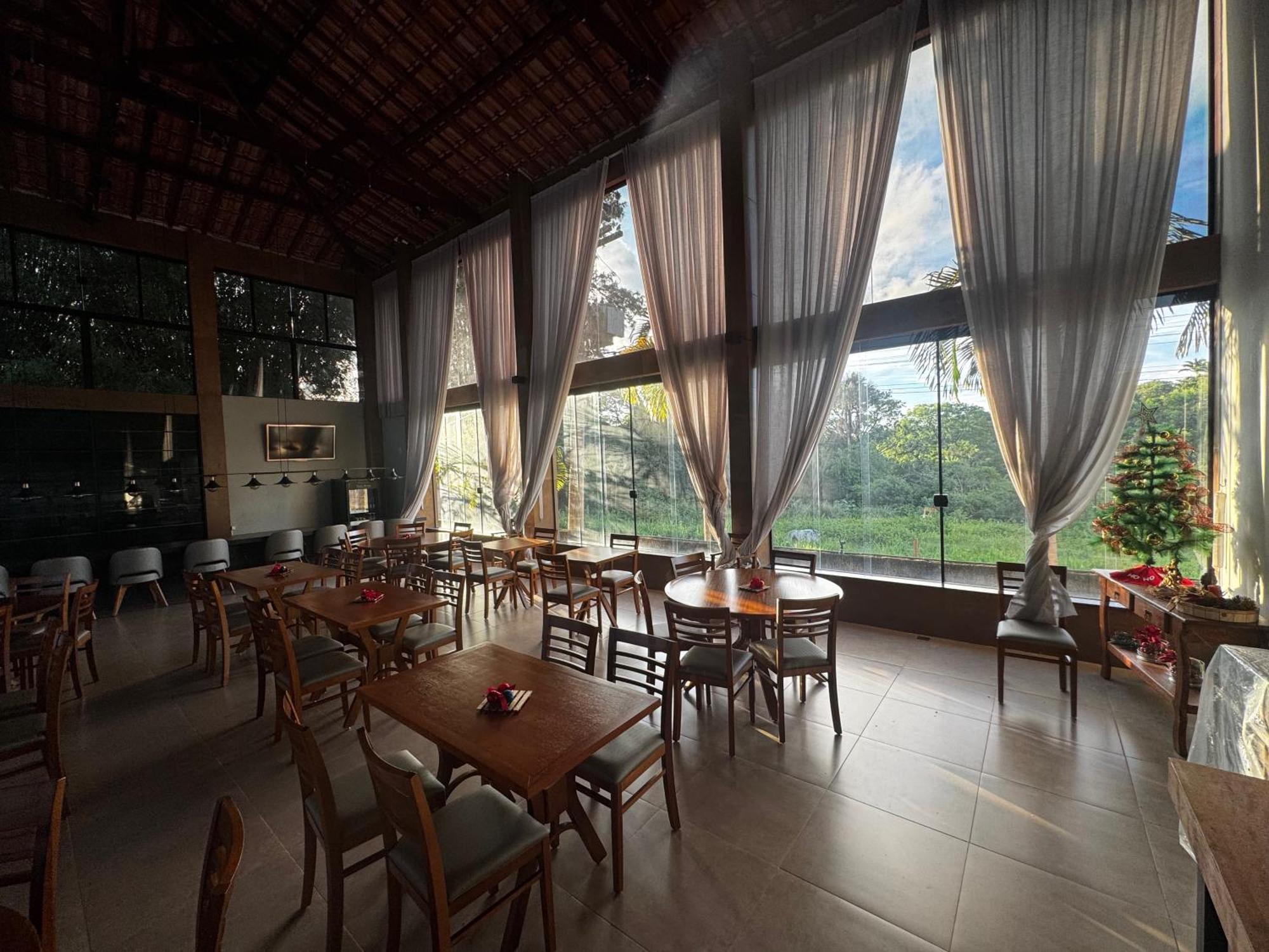 Pousada E Restaurante Terra Rossa São José do Rio Pardo Eksteriør billede